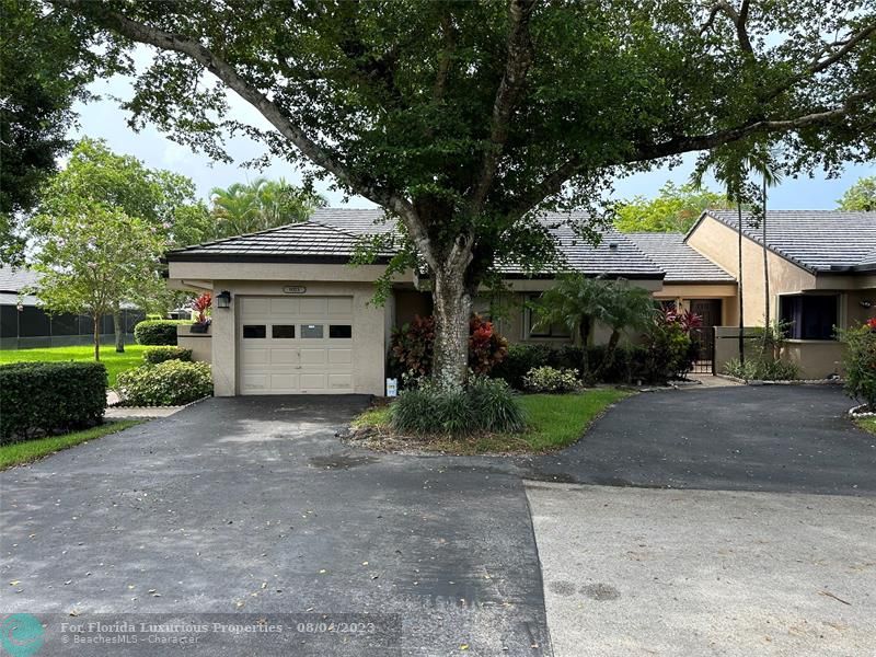 9373 Chelsea Dr S 0, Plantation MLSF10393400 Century Village