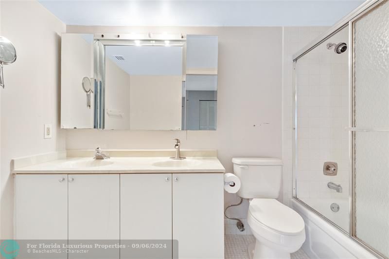 2301 Lucaya Ln D1, Coconut Creek MLSF10401460 Wynmoor Real