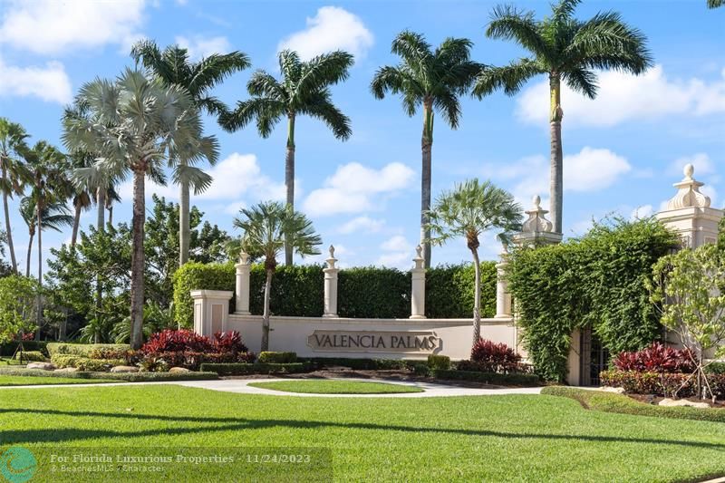 4/2.1 in Valencia Palms for sale 700,000