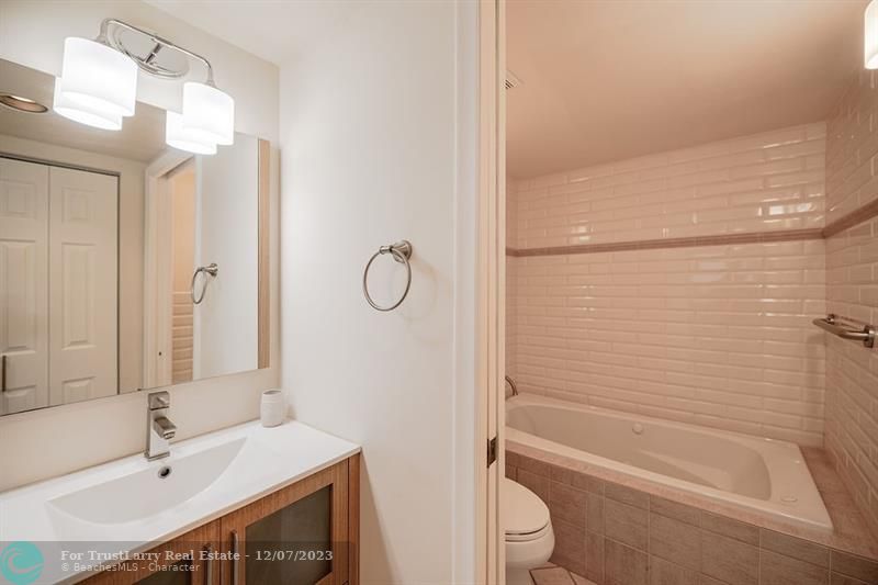 1703 Andros Isle H1, Coconut Creek MLSF10412986 Wynmoor Real