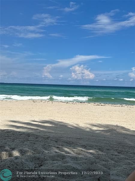 Golden Beach, FL - 0