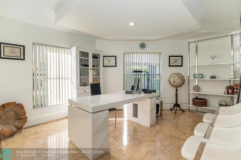 7712 NW 86th Way, Tamarac MLSF10441239 Century Village Real