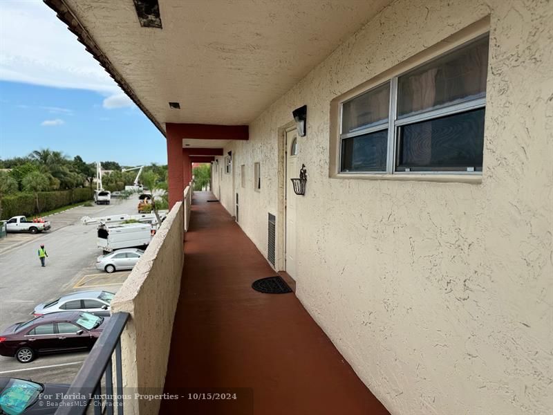 899 S S Hollybrook Blvd 303, Pembroke Pines MLSF10466561