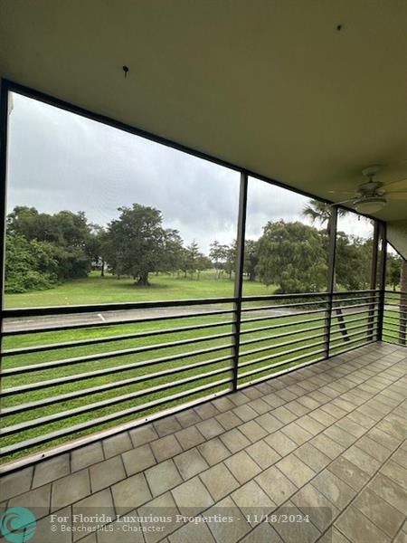 Photo: 17 of 22
