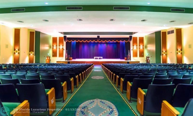 Photo: 18 of 20