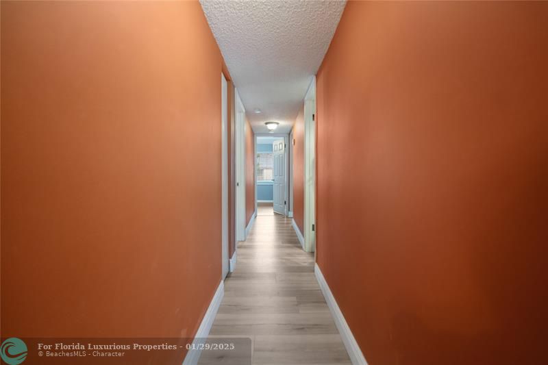 Photo: 26 of 32