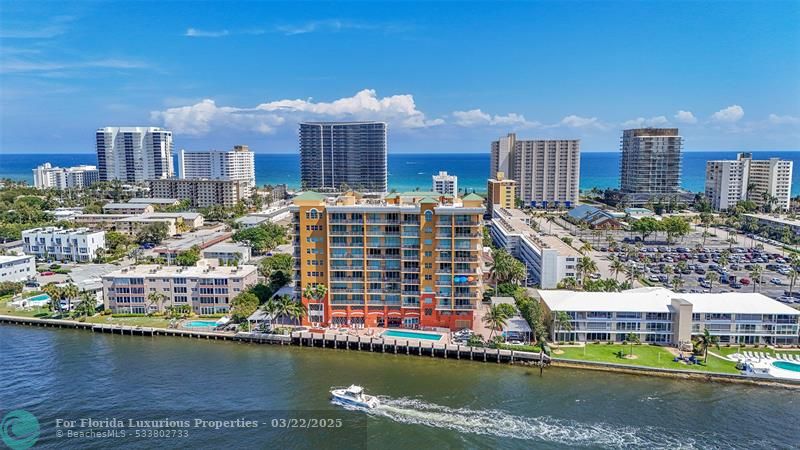 821 N Riverside Dr #PH2