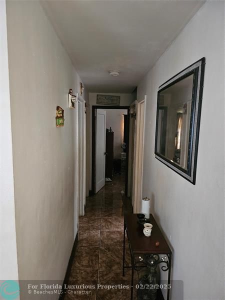 Photo: 4 of 8