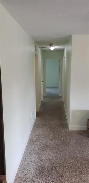 Photo: 10 of 27