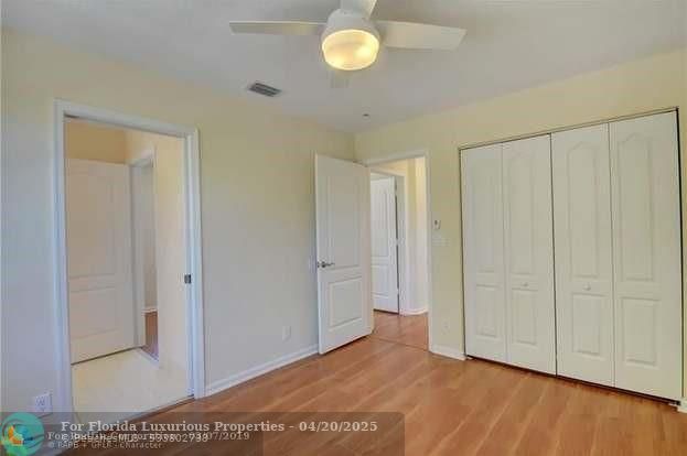 Photo: 21 of 24