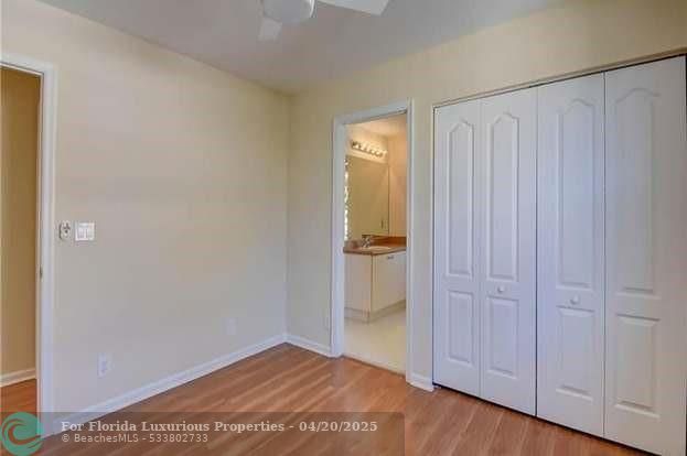 Photo: 23 of 24