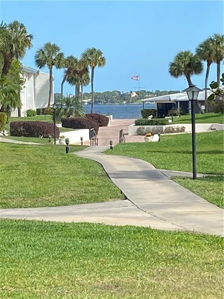 175 SE Saint Lucie Blvd #H175