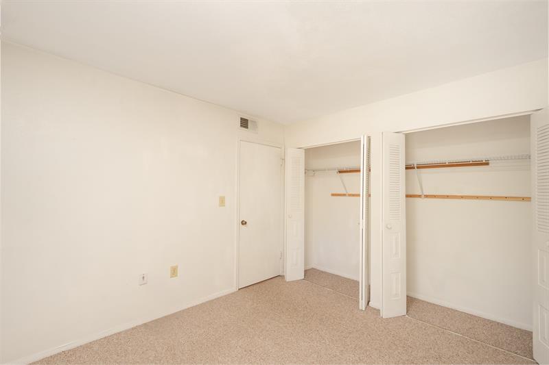 Photo: 16 of 22
