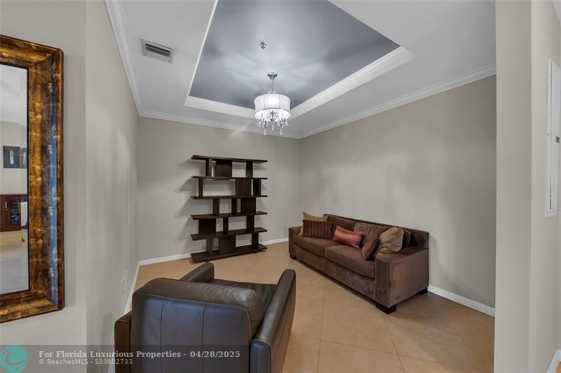 Photo: 23 of 64