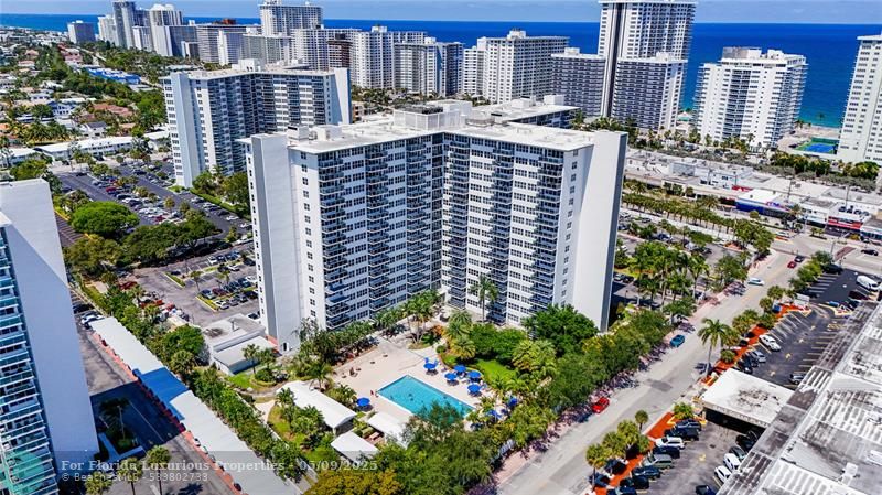 3333 NE 34th St #1118