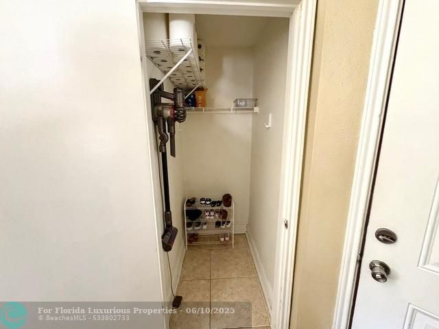 Photo: 23 of 37
