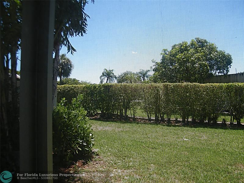 Photo: 20 of 24
