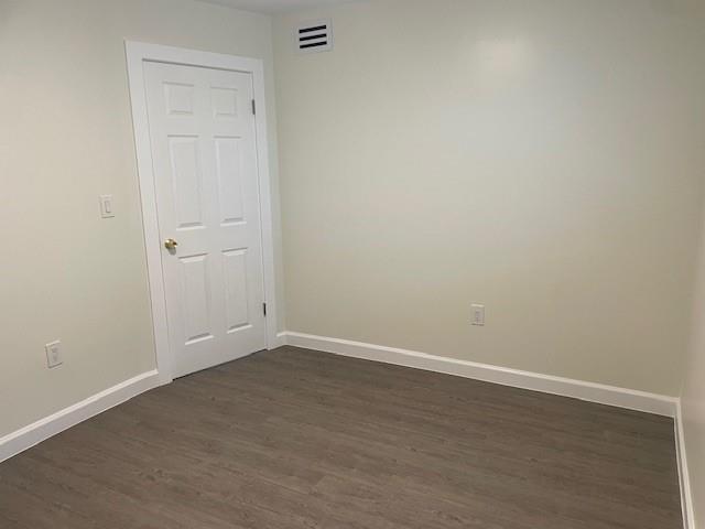 Photo: 19 of 26