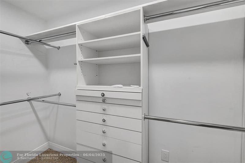 Photo: 26 of 46