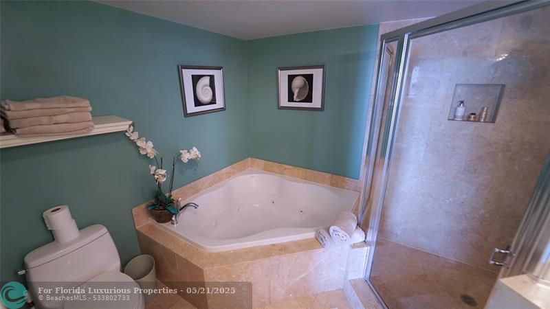 Photo: 20 of 30