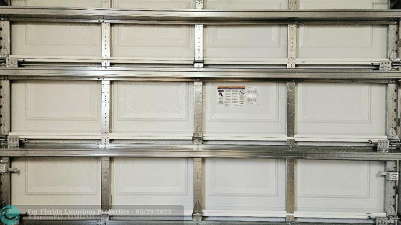 Photo: 22 of 32