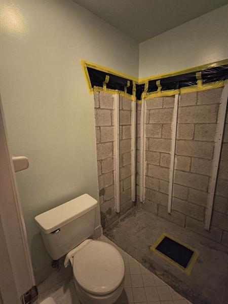 Photo: 15 of 23