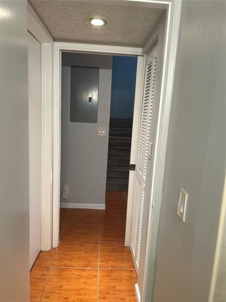 Photo: 20 of 28