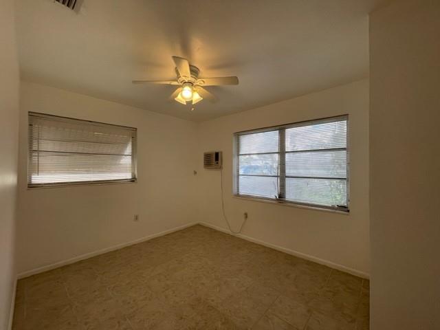 Photo: 6 of 21