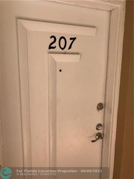 Photo: 23 of 23