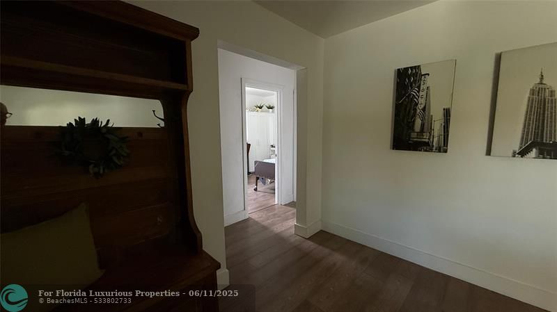 Photo: 32 of 51