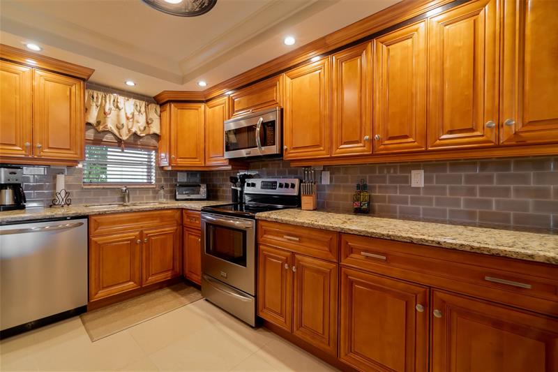 820 S Hollybrook Dr #209 Image