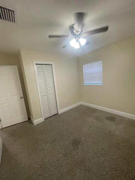 Photo: 16 of 28