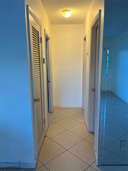 Photo: 15 of 20