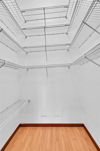 Photo: 26 of 52