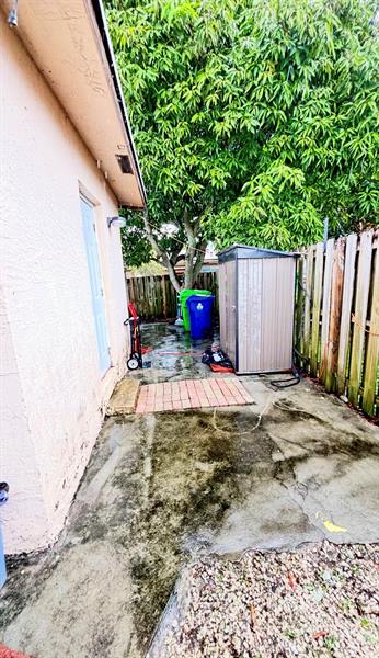 Photo: 29 of 29