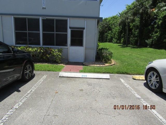 Photo: 22 of 28