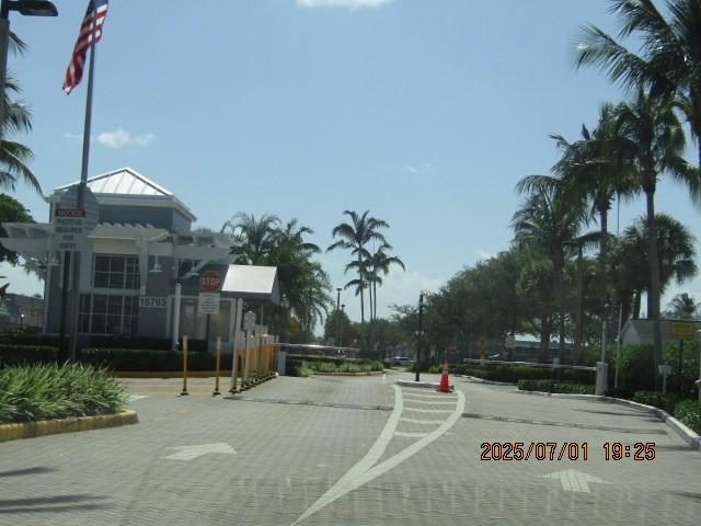 Photo: 28 of 28