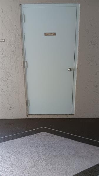 Photo: 19 of 20