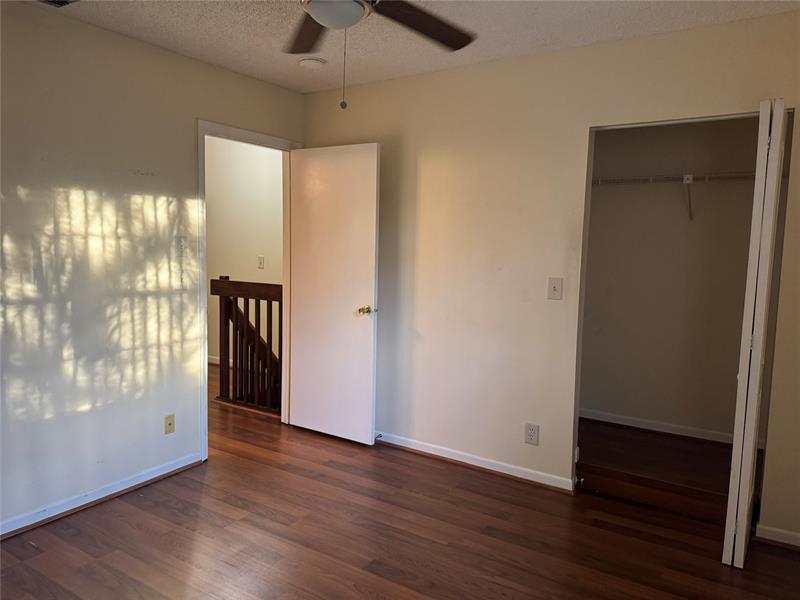 Photo: 20 of 22