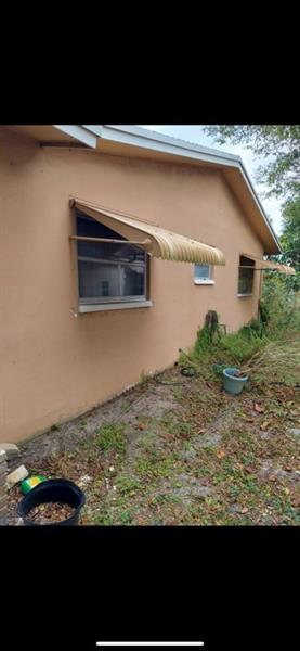 Photo: 16 of 25
