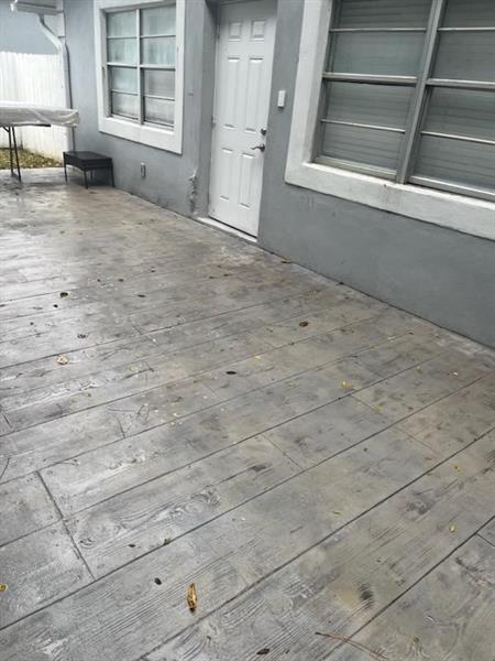 Photo: 9 of 20