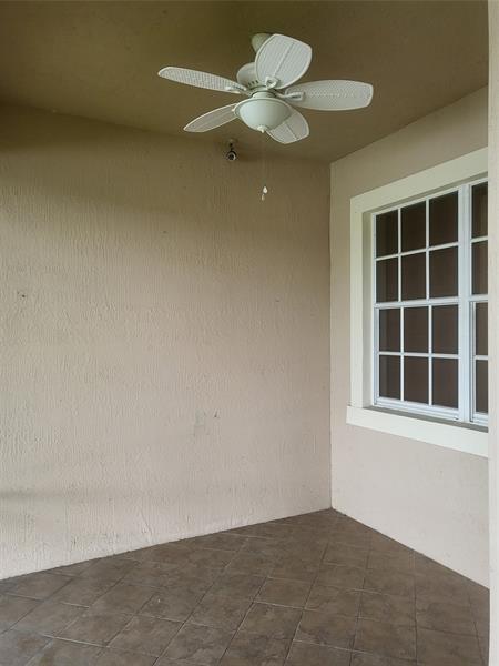 Photo: 20 of 46