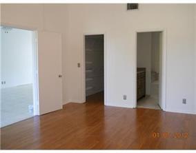 Photo: 10 of 23