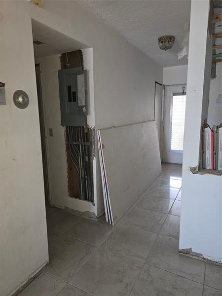 Photo: 20 of 26