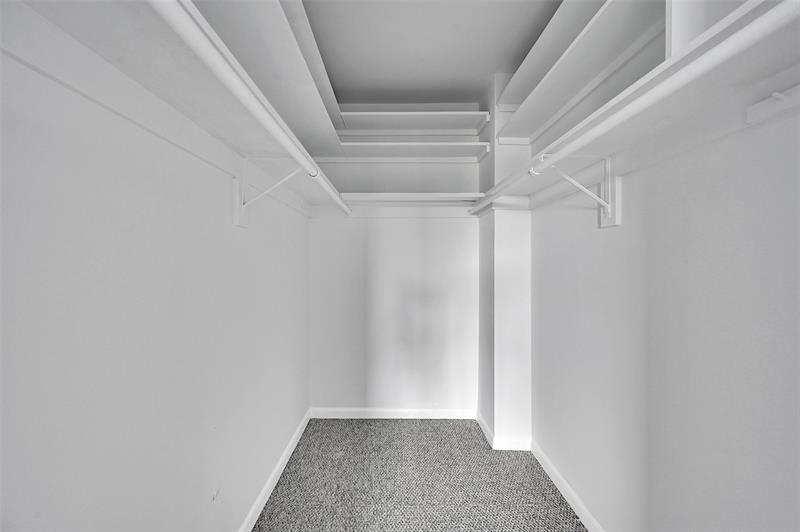 Photo: 6 of 39