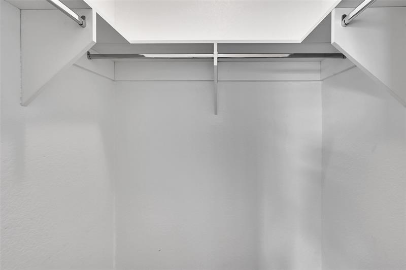 Photo: 39 of 61