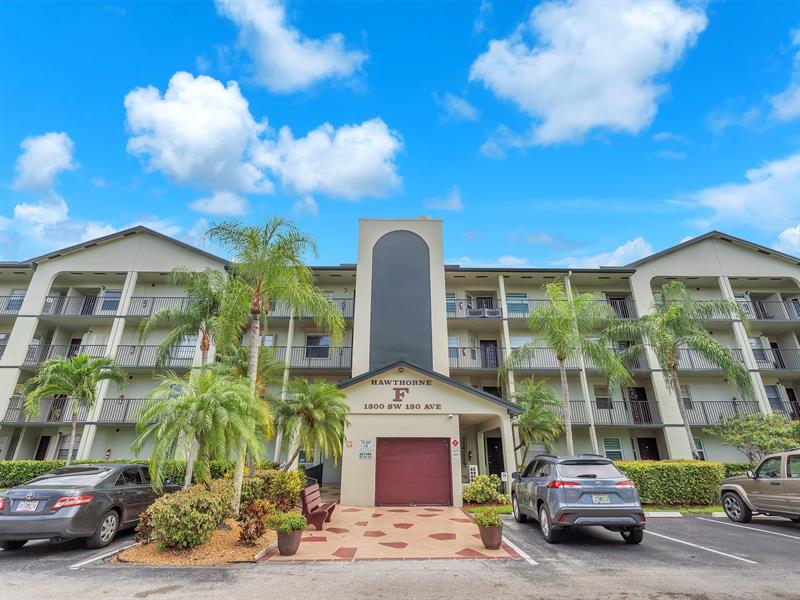 1300 SW 130th Ave #104F Image