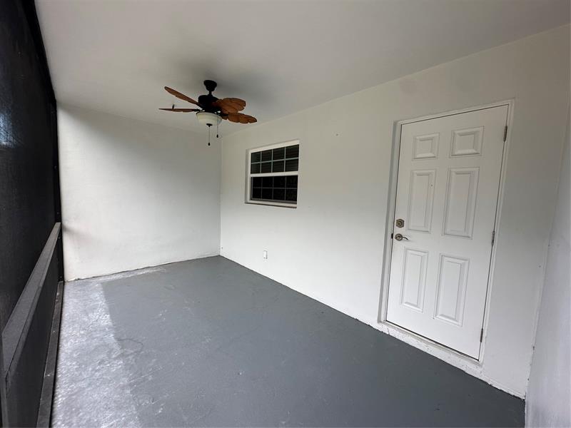 Photo: 19 of 21