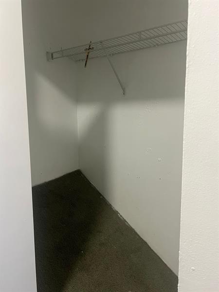 Photo: 6 of 13