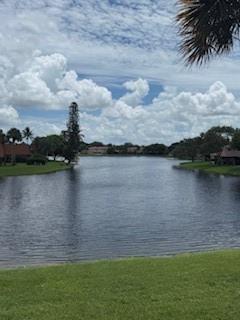 1534 W Harmony Lake Cir